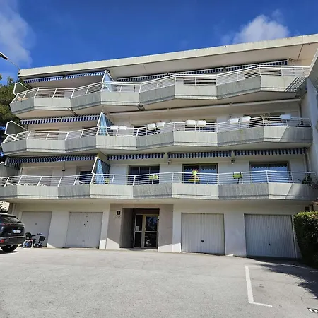 Bel Appartement, 6 Couchages, Wifi, Climatise, Parking, 10 Minutes A Pied De La * Sanary-sur-Mer