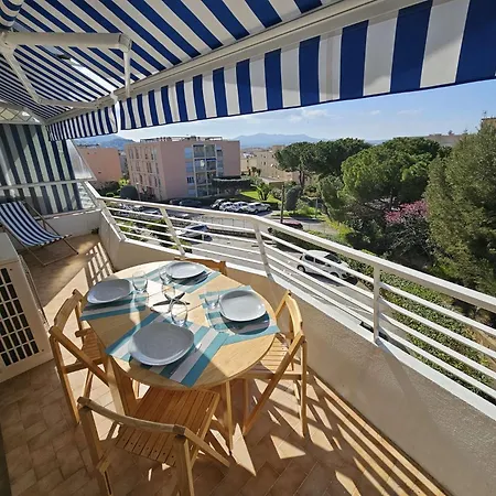 Daire Bel Appartement, 6 Couchages, Wifi, Climatise, Parking, 10 Minutes A Pied De La
